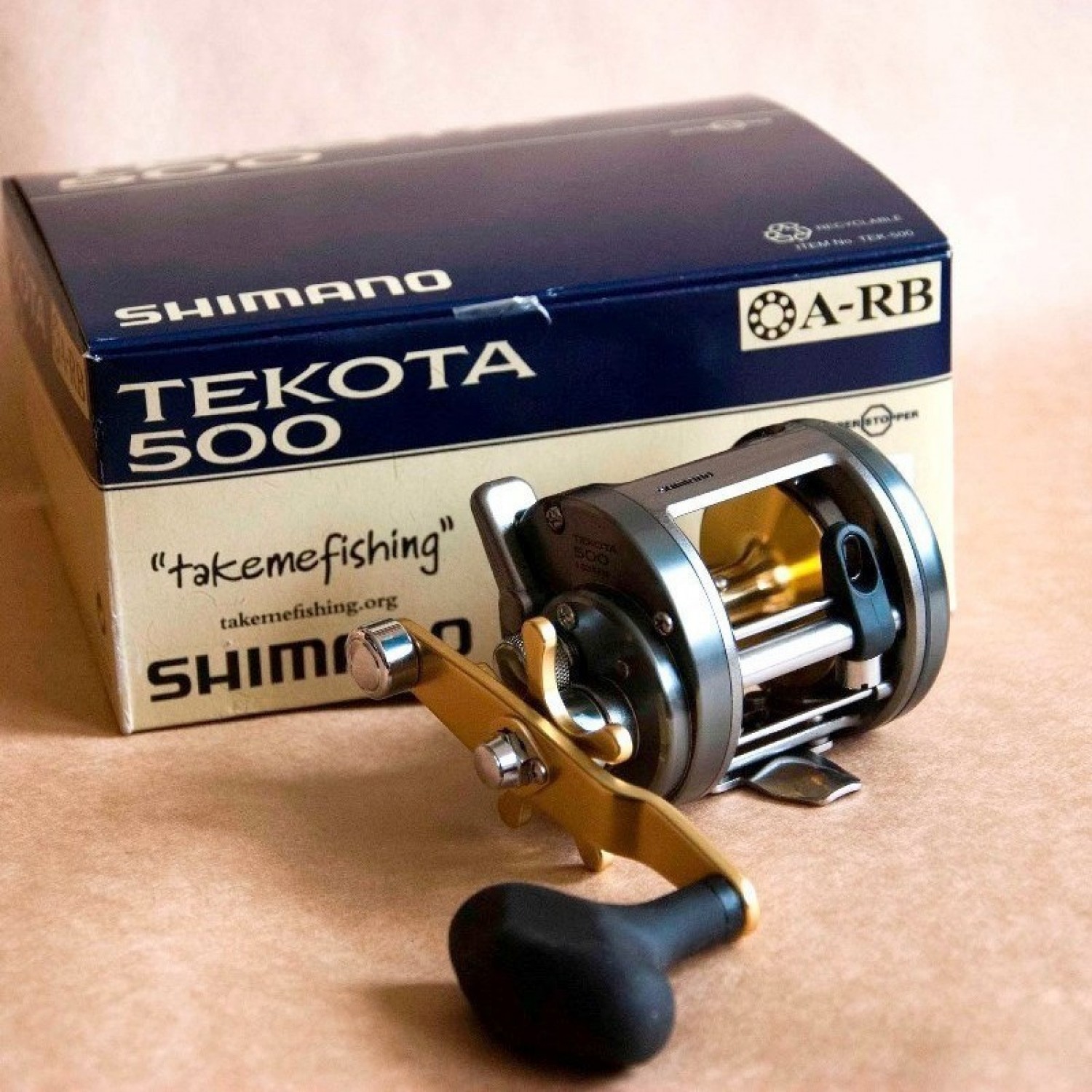 Катушка Shimano Tekota A 400 LC купить по цене 24310₽